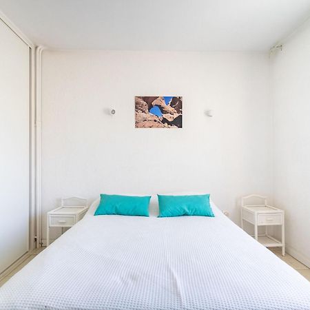 Apartment Les Ilaires By Interhome Le Lavandou Esterno foto
