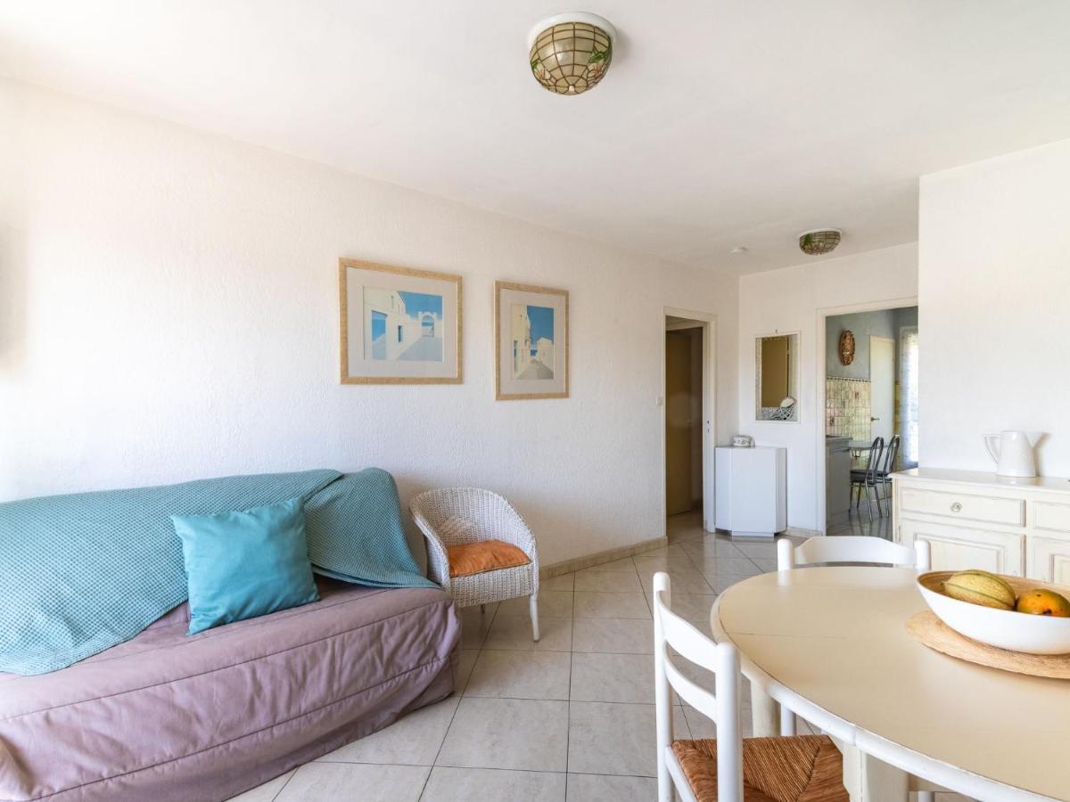 Apartment Les Ilaires By Interhome Le Lavandou Esterno foto