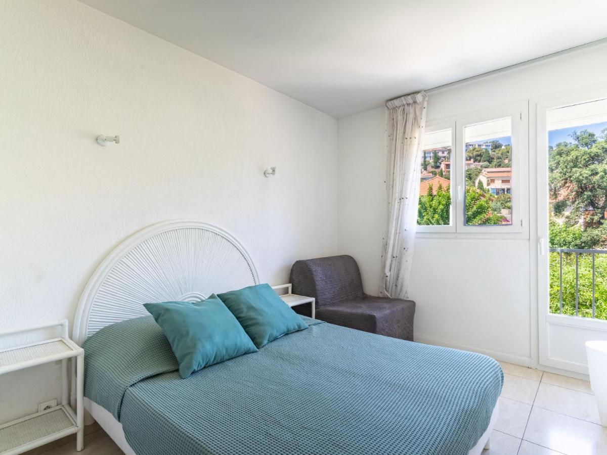 Apartment Les Ilaires By Interhome Le Lavandou Esterno foto