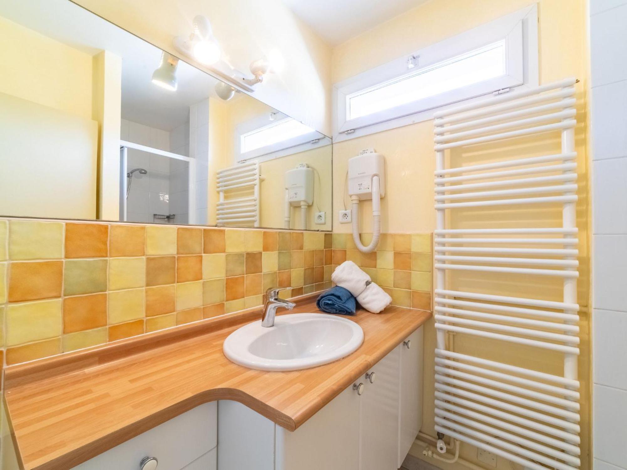 Apartment Les Ilaires By Interhome Le Lavandou Esterno foto